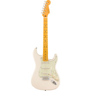 Fender Limited Edition Pro Classic Silent Stratocaster - Maple Fingerboard, Olympic White