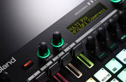 Roland MC-101 Groovebox w/ Cables